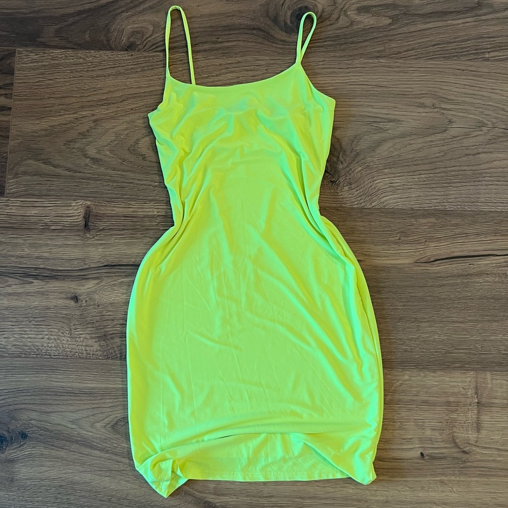 Neon yellow body con dress